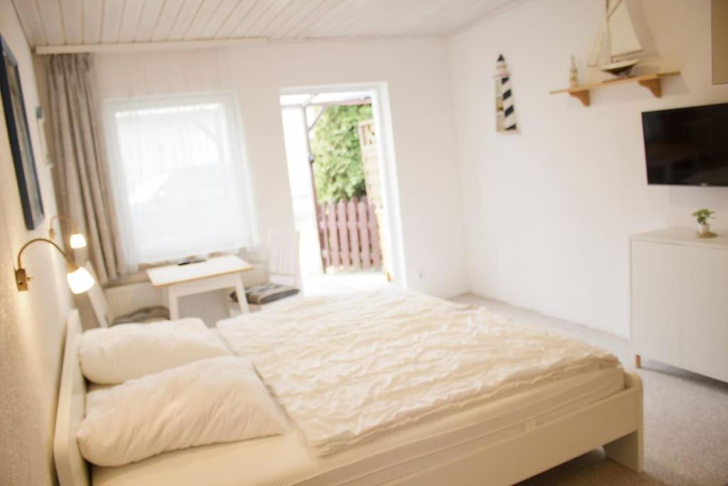 Schoener Gartenbungalow Sellin  Exteriér fotografie